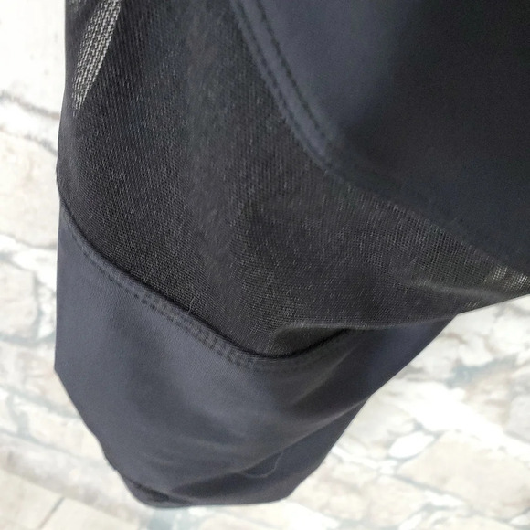 Plus Size Athleisure Capris Spunky Black XXL Mesh Accent Mona Lion Gym Yoga - Picture 10 of 13